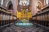 Golden altar in the Cathedral of Roskilde, UNESCO World Heritage Site, Denmark, Scandinavia, Europe