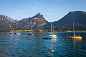 Yachts on Wolfgangsee lake, Flachgau, Salzburg, Upper Austria, Austria, Europe