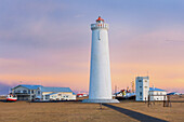 Leuchtturm bei Gardur, Reykjanes, Südwestisland, Island