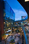 USA, California, Southern California, Los Angeles-area, Santa Monica, Santa Monica Place shopping mall, evening