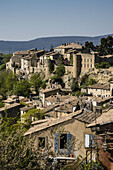 Walled citadel, Menerbes, Luberon mountains, Provence-Alpes-Côte dAzur, France