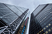 futuristische Bankgebäude im Finanzdistrikt von London, London, England, Vereinigtes Königreich, Europa