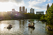 Bootfahren am See, Lake, Central Park, Manhattan, New York, USA