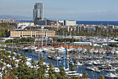 Blick über den Yachthafen zum Museu d´Historia de Catalunya, Port Vell, Torre Mare Nostrum - Edifici Gas Natural (hinten), Architect Enric Miralles, 2005, Barcelona, Katalonien, Spanien, Europa