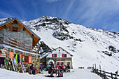 Brancahütte, Rifugio Branca, Val dei Forni, Ortlergruppe, Lombardei, Italien