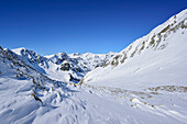 Winter landscape at Colle di Vers with view to Monte Faraut, Pic du Pelva and Bric de Rubren, Colle di Vers, Valle Varaita, Cottian Alps, Piedmont, Italy