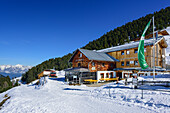 Hut Weidener Huette, Nafinghuette, Tux Alps, Tyrol, Austria