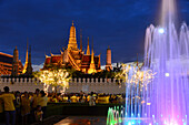 Abendlicher Blick zum Wat Phra Kaeo, Bangkok, Thailand