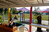 Café am Reisfeld in Pai, Nord-Thailand, Thailand