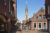 St. Ludgerus' Cathedral (St. Ludgerusdom) and pedestrian area at Billerbeck , Baumberge , Muensterland , North Rhine-Westphalia , Germany , Europe