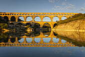 Pont du Gard, Roman aqueduct and bridge, Gardon river, 1th. century, UNESCO World heritage, Gard, Provence, Languedoc-Roussillon,  France, Europe