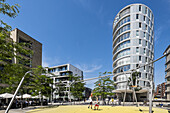 guys playing basketball at Vasco-da-Gama-Place in Hafencity, Hamburg, Germany