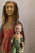 Maria, Gottesmutter mit Jesuskind, Holzfigur, Kloster Ebstorf, gehört zu den sechs Lüneburger Klöstern, Niedersachsen, Deutschland