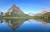 Swiftcurrent Lake, Many Glacier Area, Glacier National Park, Montana, United States of America, North America