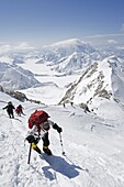 Climbing expedition on Mount McKinley, 6194m, Denali National Park, Alaska, United States of America, North America