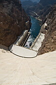 Hoover Dam on the Colorado River forming the border between Arizona and Nevada, United States of America, North America