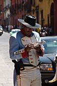 Mounted policeman, San Miguel de Allende (San Miguel), Guanajuato State, Mexico, North America