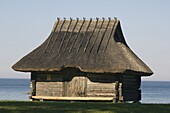 Traditional thatched roof farmhouse, National Open Air Museum, Rocca Al Mar, Tallinn, Estonia, Baltic States, Europe