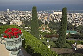 Elevated view of city including Bahai shrine and gardens, Haifa, Israel, Middle East