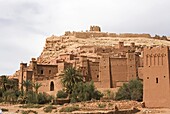 Ait Benhaddou Kasbah (mud fortress), UNESCO World Heritage Site, Ouarzazate, Atlas mountains, Morocco, North Africa, Africa