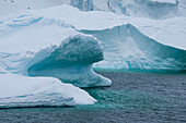 Detailaufnahme von Eisberg, Neko Harbour, Grahamland, Antarktis