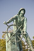 The fishermen's memorial in Gloucester, Massachussetts, New England, United States of America, North America