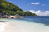 View to Pointe Cocos from the beach at Anse Bois de Rose, Grand Anse Praslin district, Island of Praslin, Seychelles, Indian Ocean, Africa