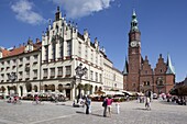 Market Square and Town Hall, Old Town, Wroclaw, Silesia, Poland, Europe