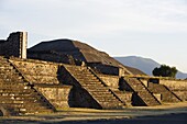 Pyramid of the Sun at Teotihuacan, UNESCO World Heritage Site, Valle de Mexico, Mexico, North America