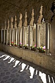 Villa Rufolo cloisters in Ravello, Amalfi Coast, UNESCO World Heritage Site, Campania, Italy, Europe
