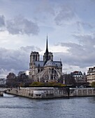 Notre Dame cathedral on the Ile de la Cite, Paris, France, Europe
