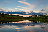 Weinfelder Maar (Totenmaar), bei Daun, Eifelsteig, Vulkaneifel, Eifel, Rheinland-Pfalz, Deutschland