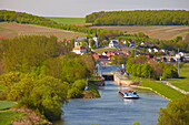 Blick von Stammheim über den Main Richtung Wipfeld, Frühling, Unterfranken, Bayern, Deutschland, Europa
