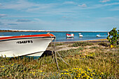 Boat on the beach, lagoon, Praia de Faro, Faro, Algarve, Portugal