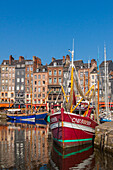 view of the old port of honfleur, marina, honfleur, (14) calvados, lower normandy region, france