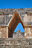 Corbelled arch, Nuns Quadrangle, Uxmal, Mayan archaeological site, UNESCO World Heritage Site, Yucatan, Mexico, North America