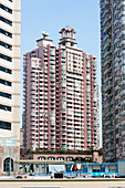 Rosa Hochhaus, Putuo District, Wohngebiet, Straßenszene, Schanghai, Shanghai, China, Asien