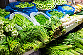 Grünes Gemüse, Tianzifang, Gemüsemarkt, Frischemarkt, Markthalle, Salat, vegetarische Ernährung, Schanghai, Shanghai, China, Asien