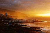 View of Punta Brava and Playa Jardin at sunset, Puerto de la Cruz, Tenerife, Canary Islands, Spain, Atlantic, Europe