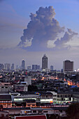 Blick vom Golden Mount auf Sathorn, Bangkok, Thailand