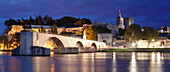 Bridge St. Benezet over Rhone River with Notre Dame des Doms Cathedral and Papal Palace, UNESCO World Heritage Site, Avignon, Vaucluse, Provence, Provence-Alpes-Cote d'Azur, France, Europe