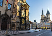 Astronomical Clock and Old Town Hall with the Church of Our Lady Before Tyn beyond, Old Town Square, UNESCO World Heritage Site, Prague, Czech Republic, Europe