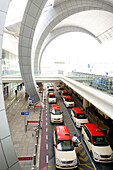 Taxi, Dubai Airport, Terminal 3, Dubai, Vereinigte Arabische Emirate, VAE