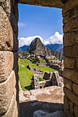 Machu Picchu Inca ruins and Huayna Picchu Wayna Picchu, UNESCO World Heritage Site, Cusco Region, Peru, South America