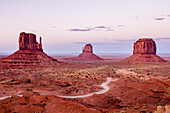 Monument Valley Navajo Tribal Park, Monument Valley, Utah, United States of America, North America