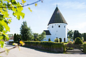 typische Rundkirche, Ny Kirke, dänische Ostseeinsel, Ostsee, Insel Bornholm, Nyker, Dänemark, Europa