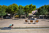 the square place montfort, vaison la romaine, vaucluse (84), paca, provence alpes cote d'azur, france