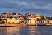 Swedish cottages by the North Sea, Island Skaftö, Bohuslän, Västergötland, Götaland, South Sweden, Sweden, Scandinavia, Northern Europe, Europe