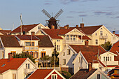 Häuser an der Nordseeküste in Fiskebäckskil auf Insel Skaftö, Bohuslän, Västra Götalands Län, Südschweden, Schweden, Nordeuropa, Europa