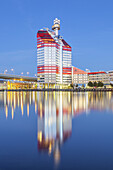 Hochhaus Skanskaskrapan am Hafen Lilla Bommen, Göteborg, Bohuslän, Västra Götalands län, Südschweden, Schweden, Skandinavien, Nordeuropa, Europa